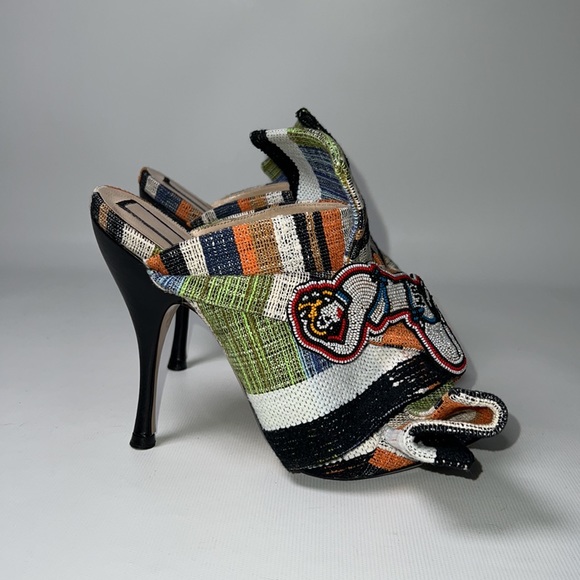 N.21 Shoes - N.21 Numero Ventuno Heeled Mules with Beaded Applique - sz 37.5